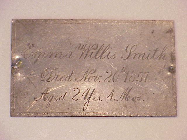 The Free Genealogy Death Record on the Coffin Plate of Emma Willis Smith